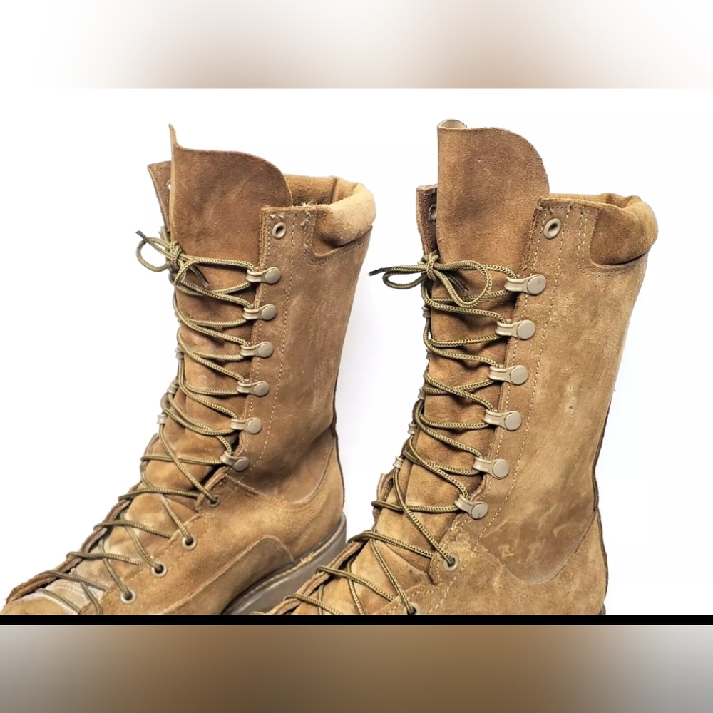 Vibram Men's Tan Combat Boots - Picture 4 of 10